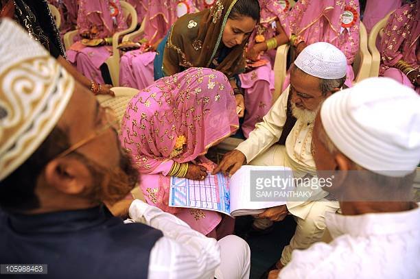 ආන්දෝලනාත්මක මුස්ලිම් විවාහ නීති ගැන වාර්තාව යලිත් කරලියට…