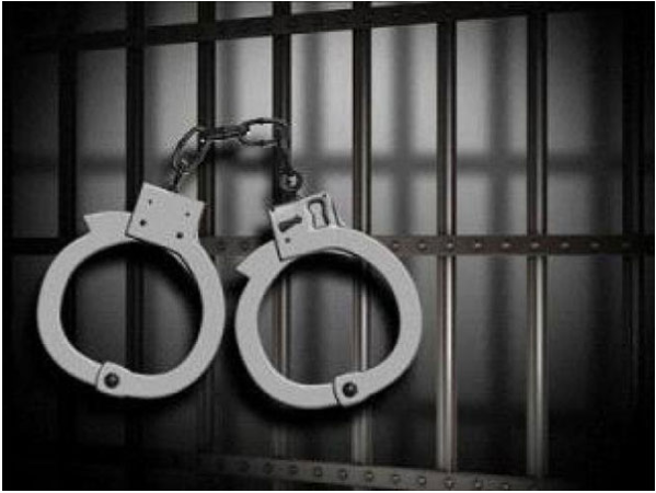 පොලිසිය සමගින් කචල් ඇදලා ගුටිකාපු ජවිපෙ මන්ත්රි රිමාන්ඩ්..