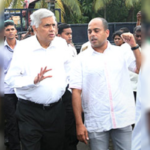 ගිහින් වැදලා සමාව ගනින් –  ජනපති මෛත්‍රීට අපහාස කල මරික්කාර්ට රනිල් කියයි..