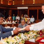 පටලගත්ත රනිල් නිසා පැය කිහිපයක් තුළ ඇමති අජිත්ගේ දුන් දිවුරුම වෙනස් වූ අයුරු මෙන්න…