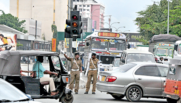 අද දහවල් වන තෙක් වසා තැබෙන කොළඹ මාර්ග මෙන්න….