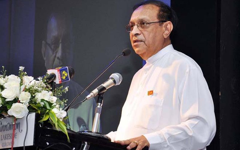 සජිත්ට තව කල් තියෙනවා, කරූට අවස්ථාව දිය යුතුයි – විද්වතුන් එක හඬින් කියති(වීඩියෝ)