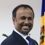 සමාජ මාධ්‍යයේ කාඩ්බෝඩ් වීරයා මීග් යානා ගනුදෙනුවේ හවුල්කරුවෙක්..සාක්ෂි මෙන්න..