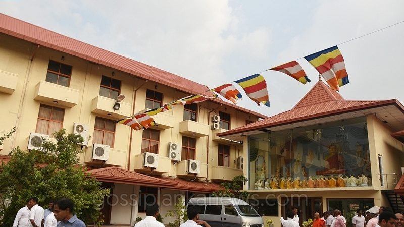 අභයාරාමය පන්සලක්ද?මන්දිරයක්ද? බුදුහිමියන්ගේ ධර්මයට ගරහන අභයාරාමයේ ඇතුල මෙන්න..