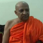 තීරණාත්මක බල අරගලය අතරේ මල්වතු මහා නාහිමිගෙන් ජනපතිට හා අගමැතිට ලිපි