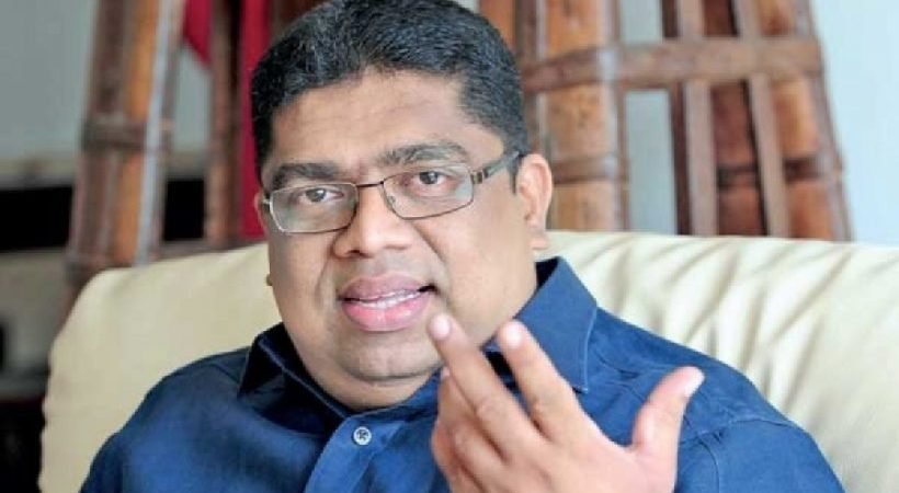අගමැතිකම භාරගන්න පෙරට ආපු කරුගේ ඔළුව කාපු රනිල් මං-ගලගේ එහෙයියා මෙන්න..