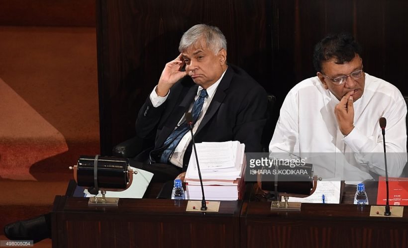 අසාර්ථක රනිල් නිසා තවත් දශක දෙකකට එජාපයෙන් ආණ්ඩු බලය ගිලිහී යන්න ආසන්නයි..