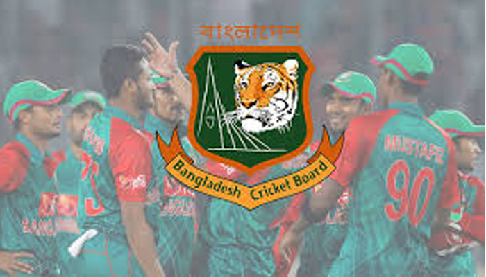 පිටියේ නයි නැටුමෙන් කුජිත වූ තම ක්‍රීඩාගාරය වැනසූ බංගලියෝ දණින් වැටි සමාව යදිති