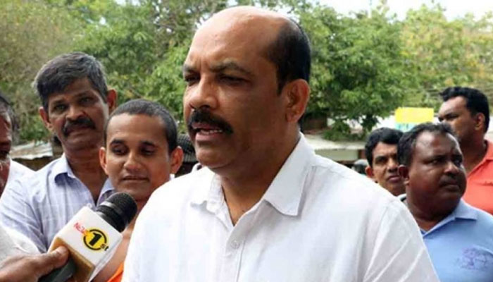 අගමැති රනිල් පුටුවෙන් එළවන සටනේදී මෛත්‍රීගේ සහයත් රංගේ බණ්ඩාරට…