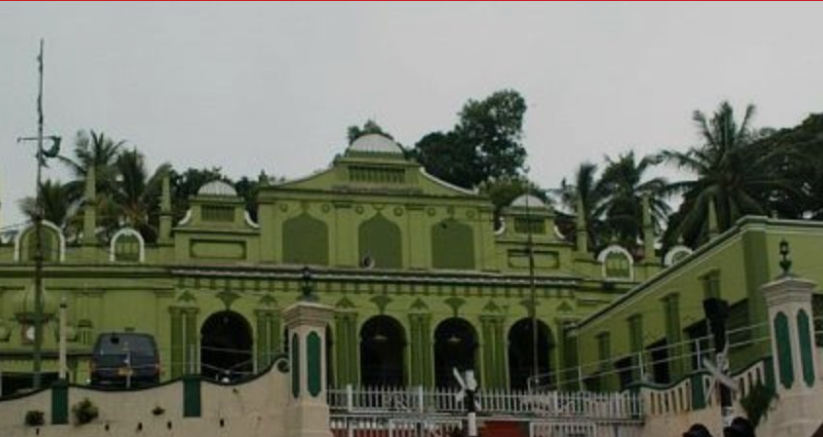 මහනුවර මීරමක්කම් පල්ලිය අසල සිදුවු සිද්ධි දාමයක ඔබ නොදන්නා අැත්ත මෙන්න…