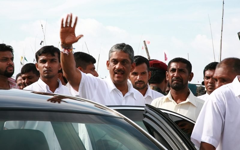 වැරදිකරුවන් රැක්කොත් රජයට එරෙහිව නැගී සිටීමට සුදානම් – ෆීල්ඩ් මාෂල් සරත් ෆොන්සේකා