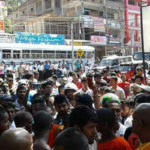 මහනුවර රියදුරාට පහරදීමේ සිද්ධිය ගැන මුල්වරට ඥාතියෙක් හෙලිකළ ඇත්ත කතාව මෙන්න