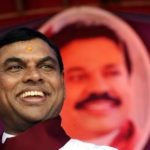 පොහොට්ටුවේ දැවැන්ත ගැටුමක් : බැසිල් විරෝධය උග්‍රඅතට.. ප්‍රබලයන් ඉවත්වන ලකුණු…