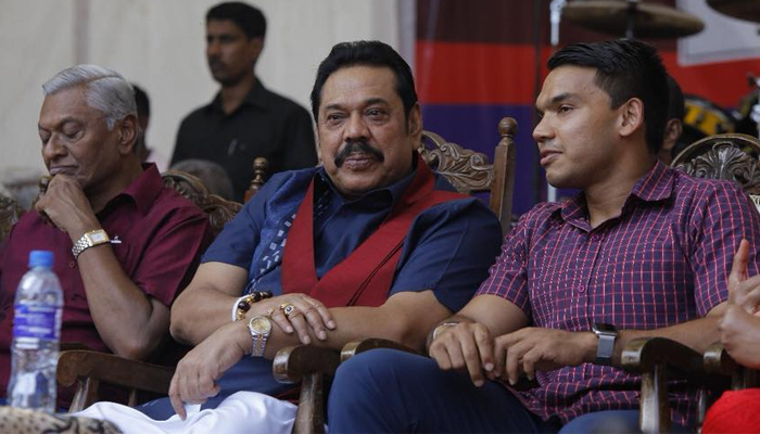 ජාතිවාදයෙන් රට ගිනිගත් මොහොතේ වාසිය ගන්නේ කොහොමද? රාජපක්ෂවරු විශේෂ සාකච්ඡාවක..