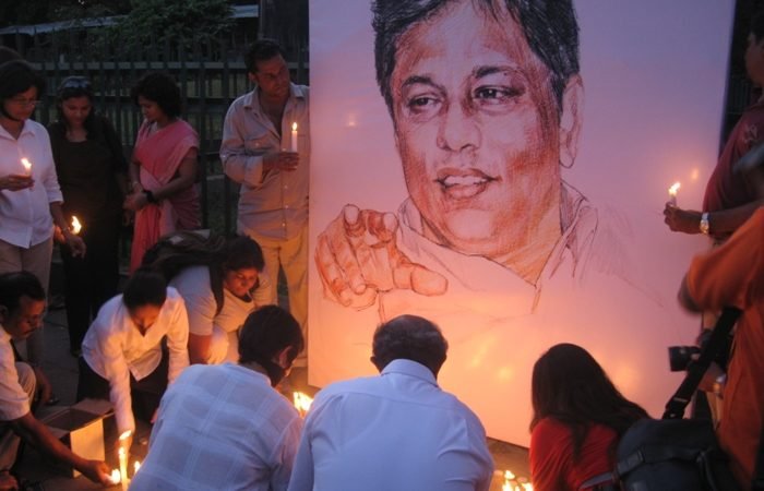 රාජපක්ෂ අණින් සිදුවූ ලසන්ත ඝාතනය යටගහන්න රාජපක්ෂලා කරවපු කුප්ප වැඩක් අද එලියට…