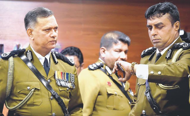 මහනුවර සංසිද්ධියේ වැඩ අනපු පොලිස්පති පූජිත දොට්ට…! පත්වෙන්න ඉන්න නව පොලිස්පති මෙන්න..!