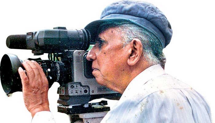 ජනපති නියෝගයෙන් ලෙස්ටර් ජේම්ස් පීරිස් මහතාගේ අවසන් කටයුතු රාජ්‍ය අනුග්‍රහයෙන්…..