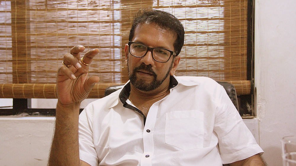 මැයි 8දා කිසිදු වෙනසක් නෑ.. දවල් සිහින දකින ඒකාබද්ධයට ශිරාල් ලක්තිලකගෙන් ප්‍රහාරයක්..