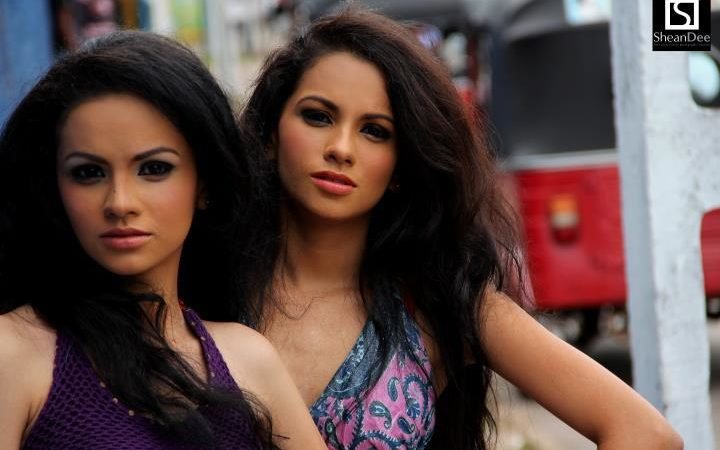 තම නිවුන් නැගණියගේ වෙස්ගෙන සැමියාගේ මිතුරකු සමගත් කම්සැප විදපු තරුණියගේ කතාව