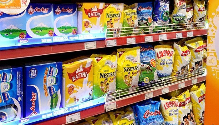 අද මැදියම් රැයේ සිට කිරි පිටි කිලෝවක මිල ඉහළට යන හැටි මෙන්න…