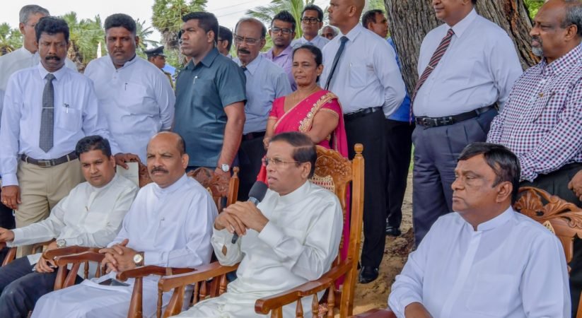 දේශීය පළතුරු ‌ග‌ොවියා රැකගන්න ජනපති ම‌ෛත්‍රිගෙන් විශේෂ ක්‍රියාමාර්ග රැසක්… ඇත්ත කතාව ම‌ෙන්න….