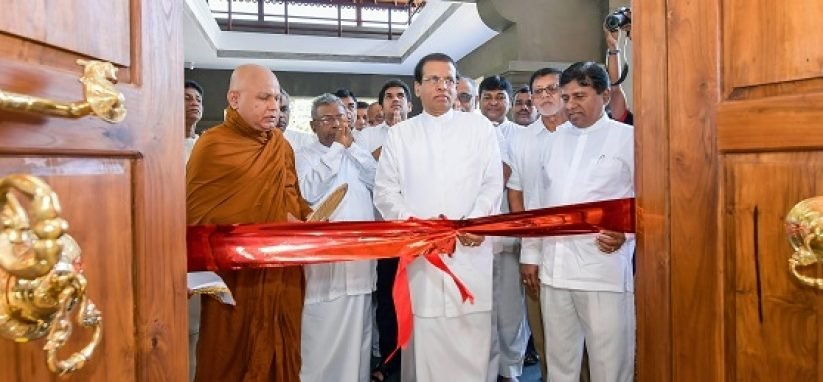 දිඹුලාගල ආරණ්‍ය සේනාසනයේ අභිනව ගොඩනැගිලි සංකීර්ණය සහ සංඝාවාසය ජනපති අතින් සග සතු කෙරේ….