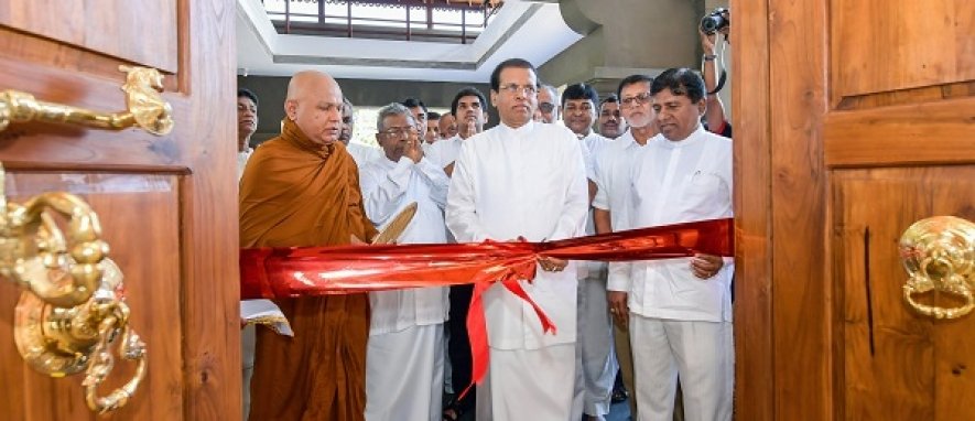 දිඹුලාගල ආරණ්‍ය සේනාසනයේ අභිනව ගොඩනැගිලි සංකීර්ණය සහ සංඝාවාසය ජනපති අතින් සග සතු කෙරේ….