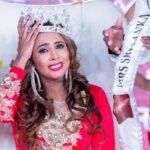 උදේ පාන්දර බියුටි සැලෝන් එකට ගිය නිලි උදාරි මේකප් පිටින්ම දොට්ට…. රටම හිනාවෙන හේතුව මෙන්න…