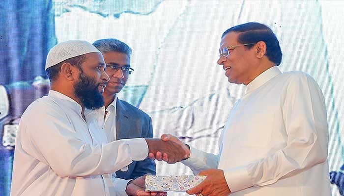 ඉස්ලාම් බැතිමතුන් වෙනුවෙන් විශේෂ ඉෆ්තාර් උත්සවයක් ජනාධිපති මන්දිරයේදී (PHOTOS)