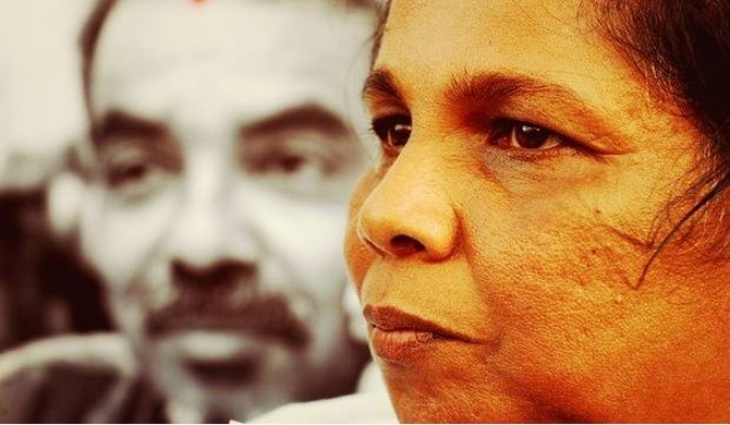 රාජපක්ෂවරුන්ගේ උවමනාවට සුප්‍රසිද්ධ හිමිනමක‌ගෙන් සන්ධ්‍යා ඒක්නැලිගොඩට යලිත් මරණීය තර්ජන…..