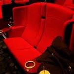 තරුණ අසහනය නිසා චිත්‍රපට බලන අස්සේ කපල් බොක්ස් ඇතුලේ අමුතු අමුතු බොක්ස් කැඩෙන හැටි මෙන්න..