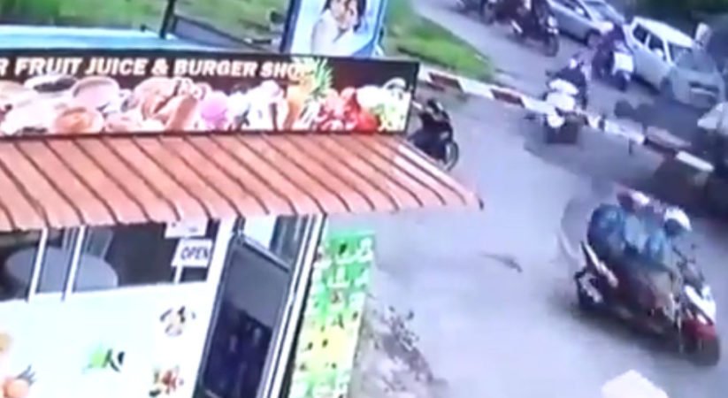 තත්පරයක් ඉවසන්න බැරි කමින් ජීවිතය අහිමි කර ගත් හැටි – කඳානම හැඬවූ යතුරුපැදි අනතුර (Video)