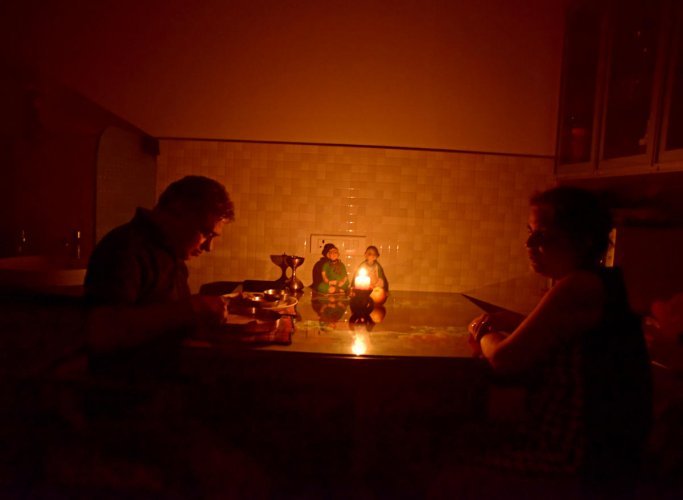 විදුලි කප්පාදුව තවත් දින 10ක්