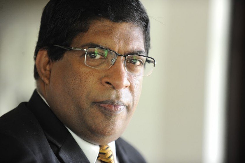 විදුලි අර්බුදය ජයගැනීමට ඇමති රවී කළ කැපවීමට ප්‍රංශ තානාපතිගෙන් පැසසුම්