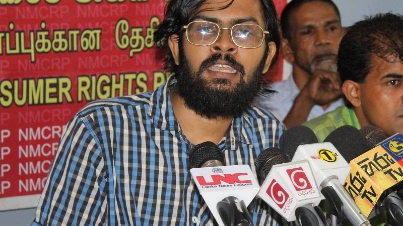 පාස්කු ප්‍රහාරයෙන් ලකුණු දාගන්න කිතුණුවන් ගොනාට අන්දවන්න ගිය ගෝඨාගේ රෙදි කිතුණුවෝ ගලවයි (වීඩියෝ)