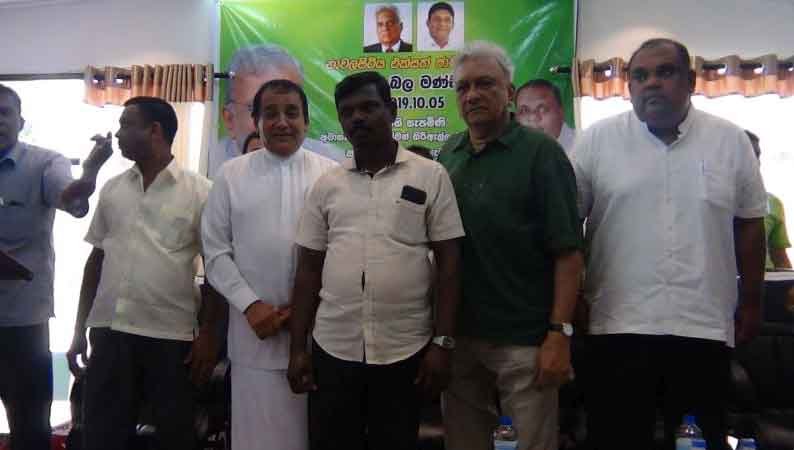 සන්ධානයේ පිරිසක් සජිත්ගේ සහයට එක්වෙති..