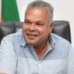 හාල් හදන්න අපිට නාඩු සහ සම්බා වී තොග වෙළෙඳපොළේ නැහැ – හාල් රජා හාල් මිලට හේතු කියයි