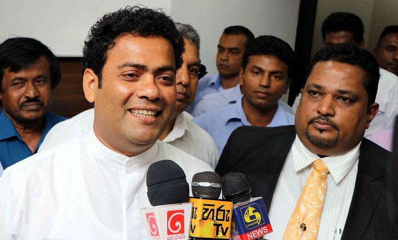 සජිත් තම ජනපති සිහිනයට රැකියා නැති තරුණයින් බිලි දුන් බවට චෝදනා