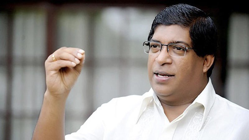 මම වාහන ආනයනය කළ බව කියන මාධ්‍ය වාර්තා බොරු – රවී