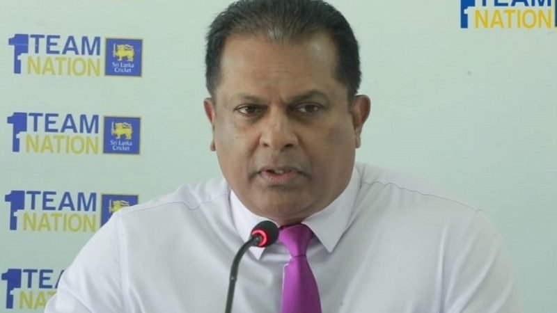 ක්රිකට් සභාපති ක්රීඩා ලෝලීන්ගෙන් සමාව අයැදියි
