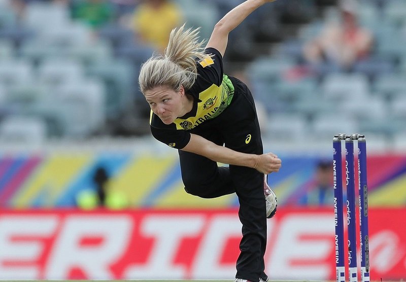 ඔස්ට්‍රේලියාව හමුවේ කඩුළු 05ක පරාජයක්