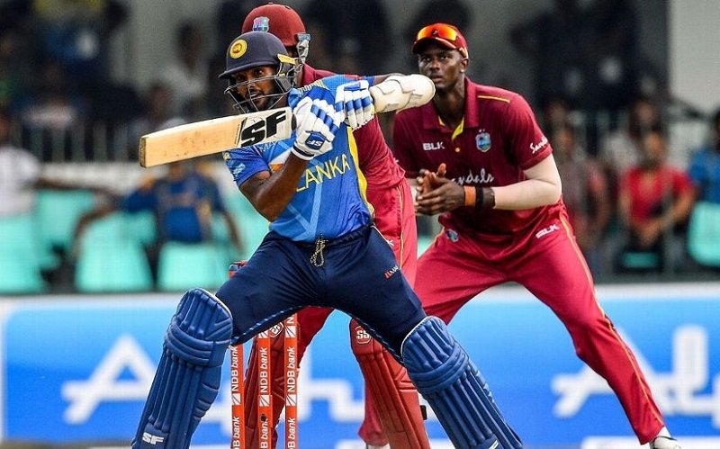 වනිඳු හසරංග ලංකාව ගොඩදමයි