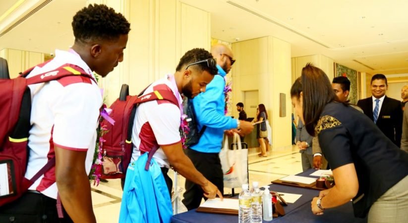 බටහිර ඉන්දීය කණ්ඩායම ශ‍්‍රී ලංකාවට පැමිණෙයි