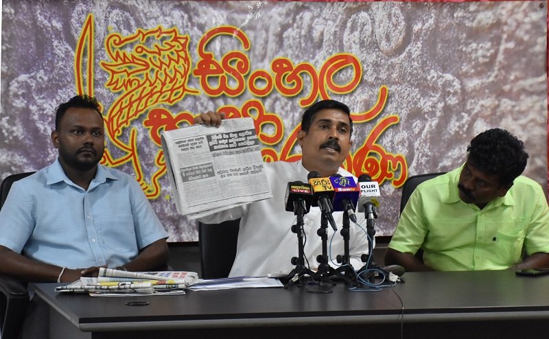 දේශීයත්වය රකින්න ඇවිත් ‘කලා විෂයන් හෑල්ලු කළාට’ ජනපතිට විරෝධය