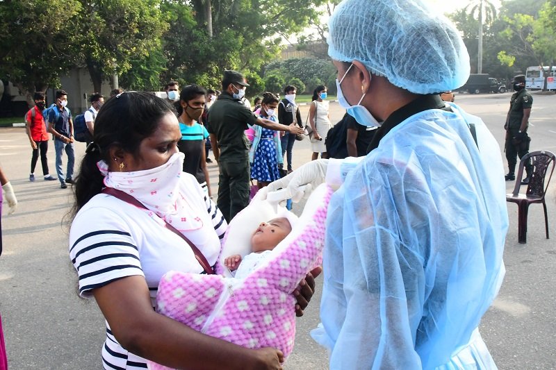 කොරෝනා වසංගතය මර්ධනය කිරීමේදී ලංකාව ගත යුතු මග කුමක්ද ?