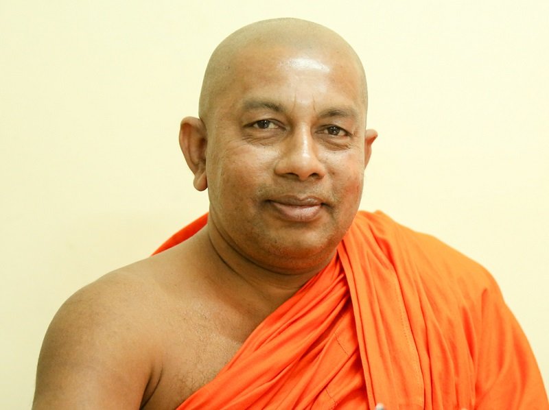 සුද්දට රට පවාදුන් උඩරට ගිවිසුම සහ සජිත්ගේ ‘ඔර්ලෝසු ගිවිසුම’ ගැන හෙළිදරව්වක්