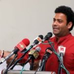 තාත්තා වගේම පුතත් තරුණ ජීවිත එක්ක සෙල්ලම් කරන්න හදනවා – ඉන්දික අනුරුද්ධ