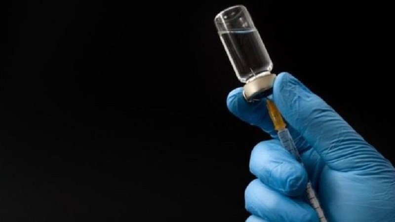 කොරෝනා වෛරසය මර්මධනයට පළමු එන්නත අත්හදා බලයි