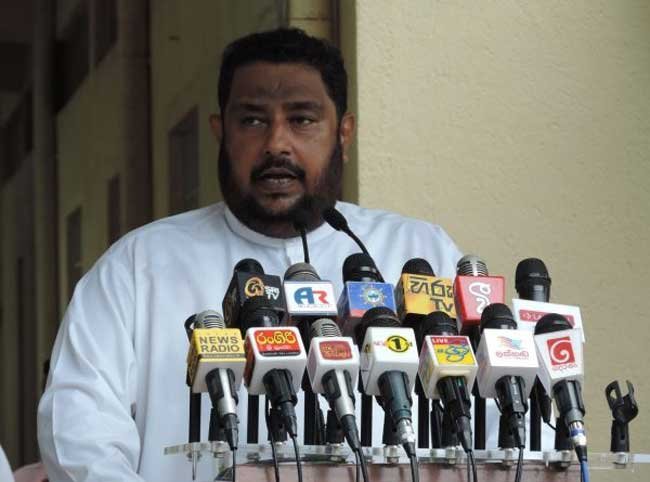 සජිත් ප්‍රේමදාස යු.එන් පියත් ඉවර කළා –  නිශාන්ත මුතුහෙට්ටිගම