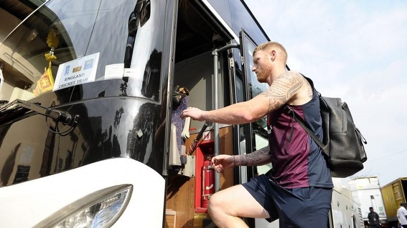 එංගලන්තය ආපසු ගෙදර යයි